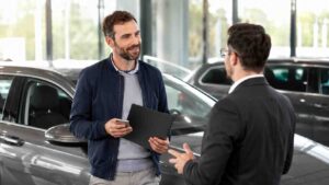 Leasing oder Autokredit? Was besser zu dir passt und wie du die günstigste Lösung findest