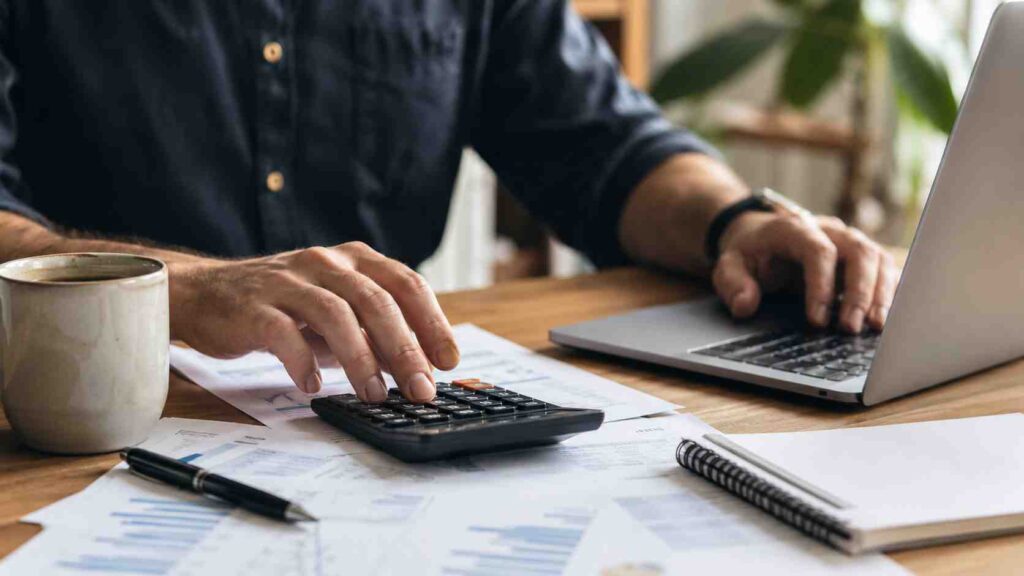 Ratenkredit oder Rahmenkredit? Feste Rate oder flexible Kreditlinie – was besser zu dir passt